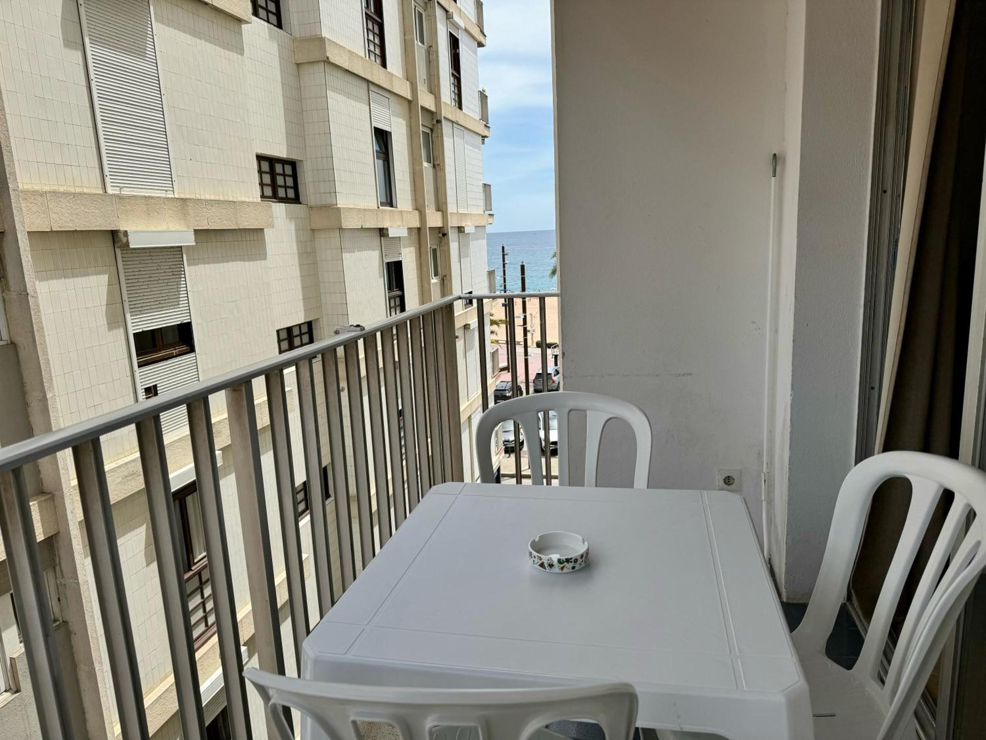 New Borodin Family Ab Apartment โยเรตเดมาร์ ภายนอก รูปภาพ